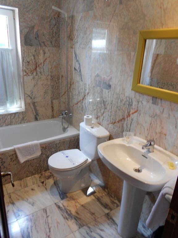 Hotel Narcea Valles (Reocin) Quarto foto